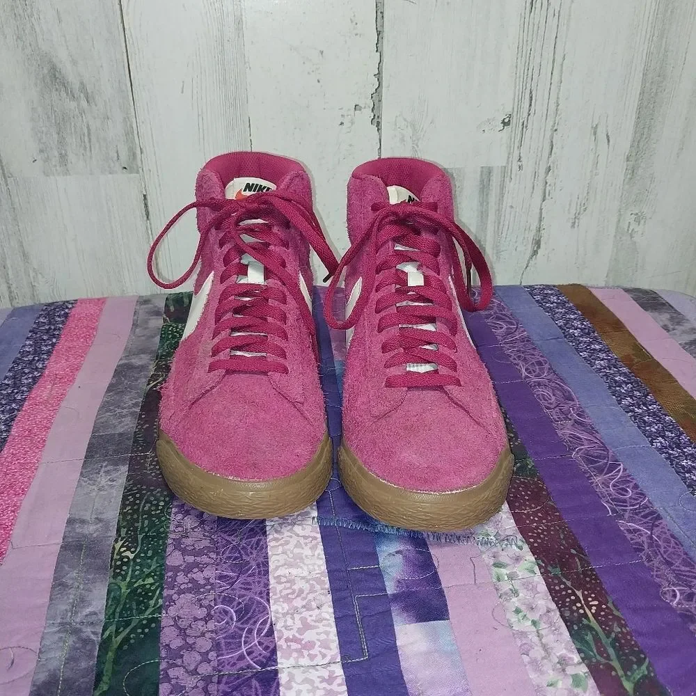 Nike 518171-614 Blazer Mid Suede Pink Size 9
